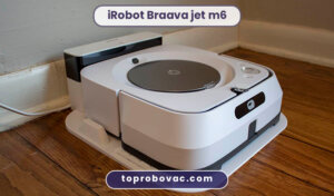 robot vacuum with a water tank